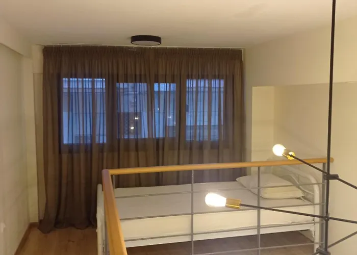 Minimal Two-floor Салоники