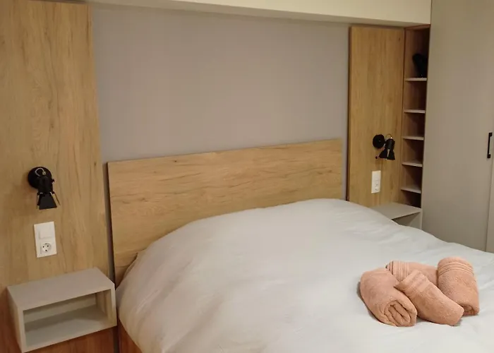 Minimal Two-floor